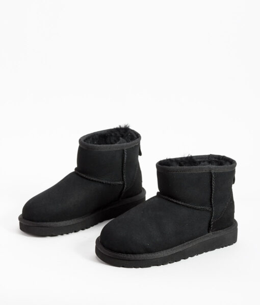 UGG Kids Ankle Boots CLASSIC MINI, Black 194.99 2