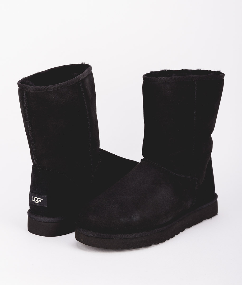 UGG Men Ankle Boots 5800 CLASSIC SHORT, Black 1