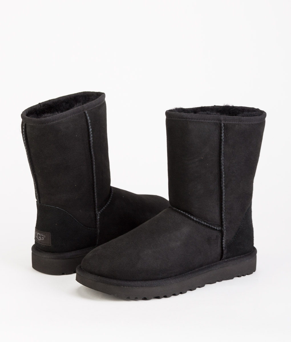 UGG Women Ankle Boots 1016223 CLASSIC SHORT II, Black 244.99 1